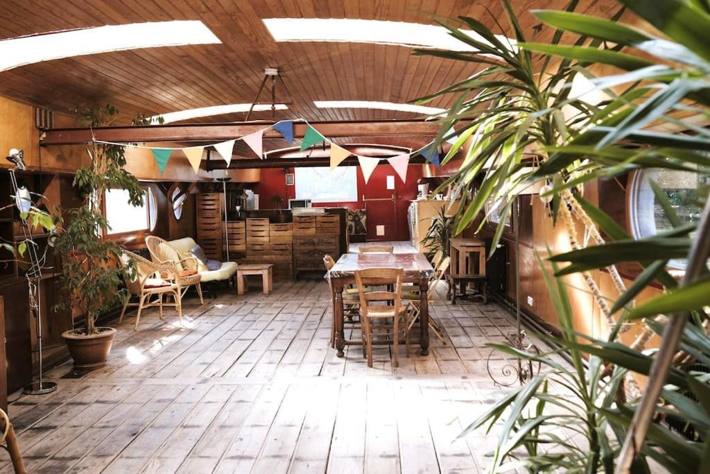 Belle Peniche Romantique A Paris Boulogne-Billancourt Kültér fotó
